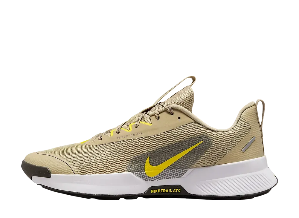 ナイキ ジュニパートレイル3 "デザートカーキ/ミディアムアッシュ/ホワイト/ライトニング"