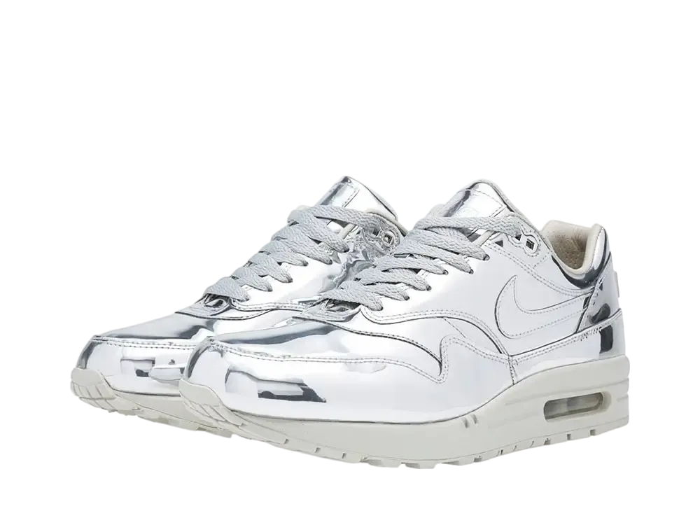 ナイキ ウィメンズ エアマックス 1 "リキッドシルバー"
