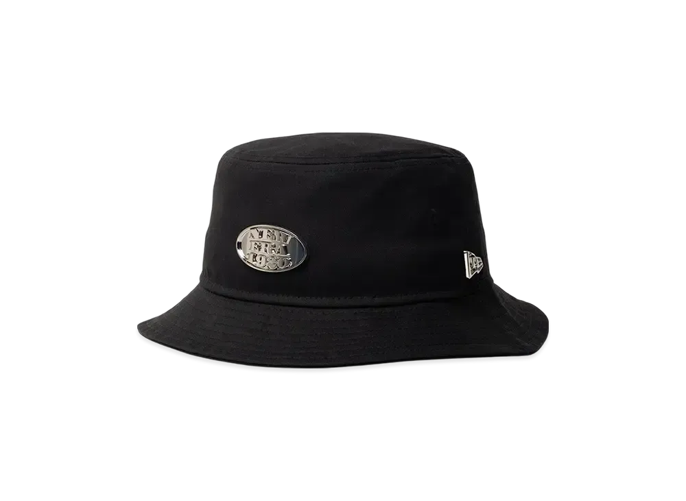 NEW ERA Bucket 01 Metal Plate "Black/Silver"