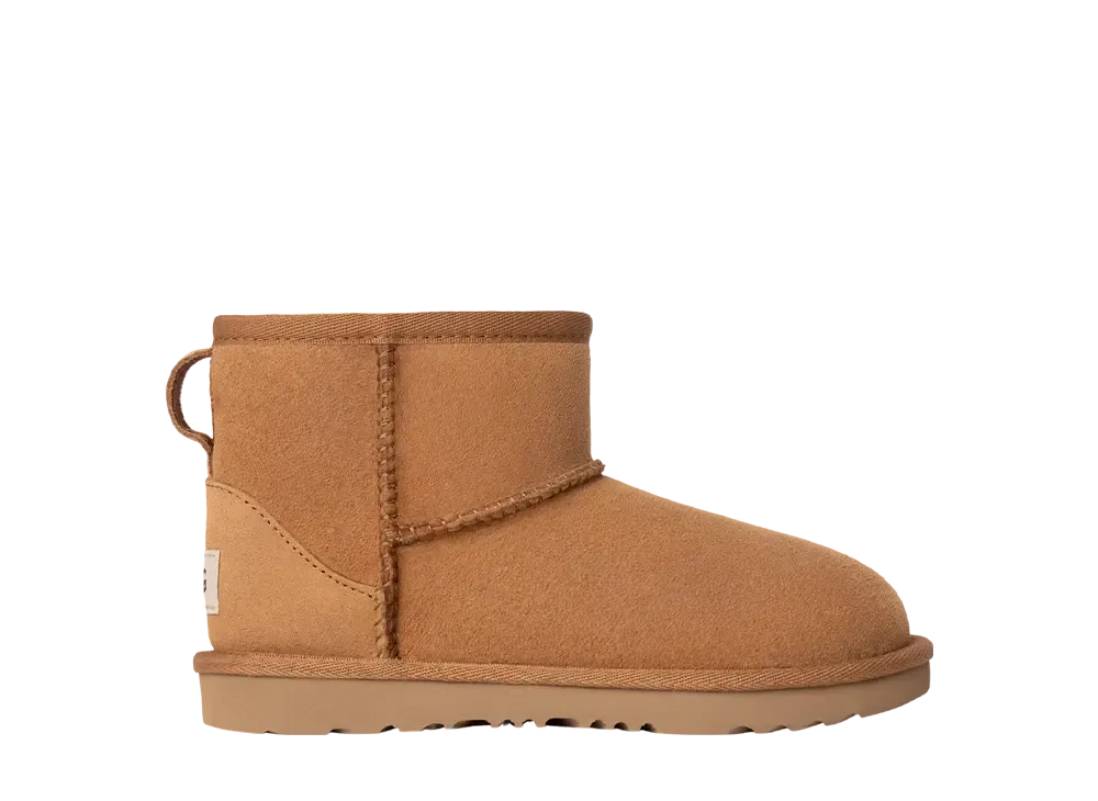 アグ GS クラシック2 ミニ ブーツ "チェスナット" (キッズ)