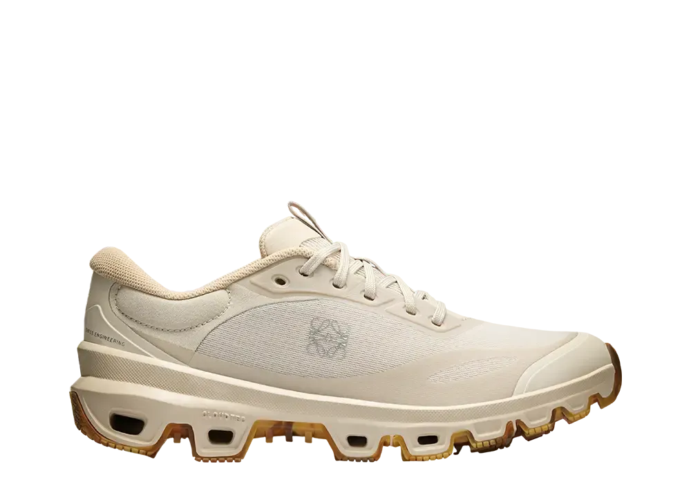 LOEWE × On Women's Cloudventure 2.0 "Sand"