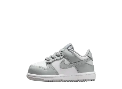 ナイキ TD ダンク ロー "ホワイト/ホワイト/ライトスモークグレー" (キッズ)