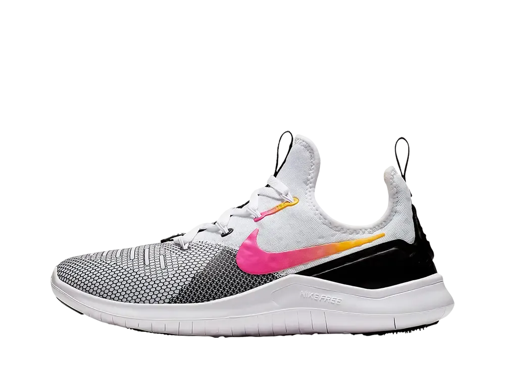 ナイキ ウィメンズ フリー TR8 "ブラック/レーザーフューシャ"