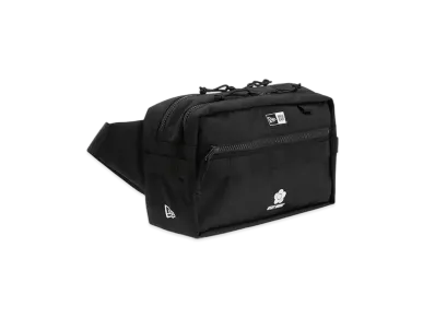 NEW ERA x MARY QUANT Square Body Bag "Black"