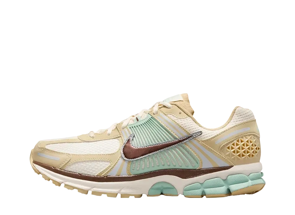 Nike Women's Zoom Vomero 5 "Team Gold"