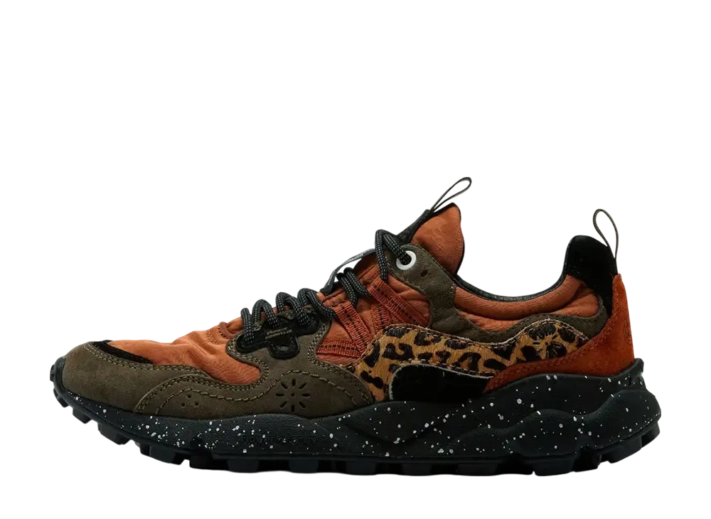 フラワーマウンテン ヤマノスリー "バーントオレンジ"