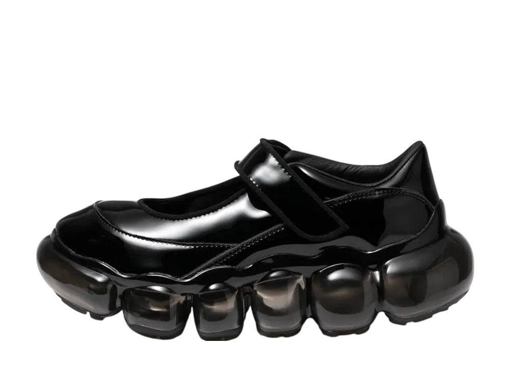 グラウンズ ジュエリー コクーン "ブラックエナメル/ブラック"