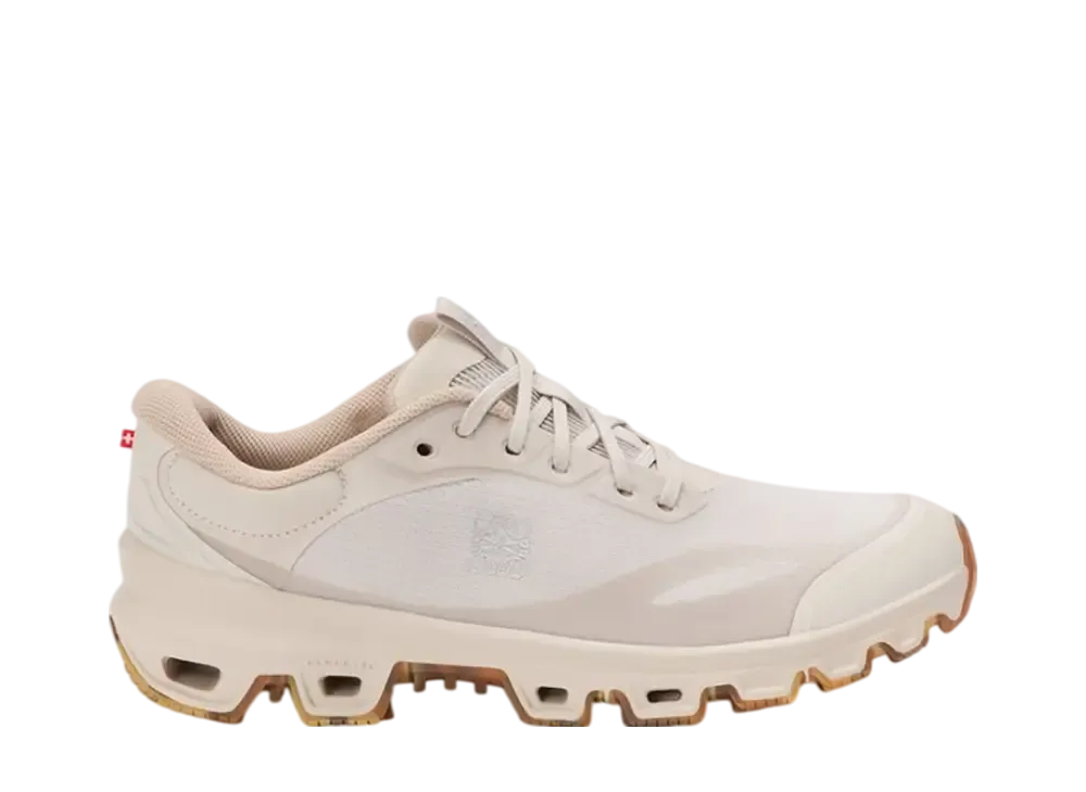 LOEWE × On Women's Cloudventure 2.0 "Sand"