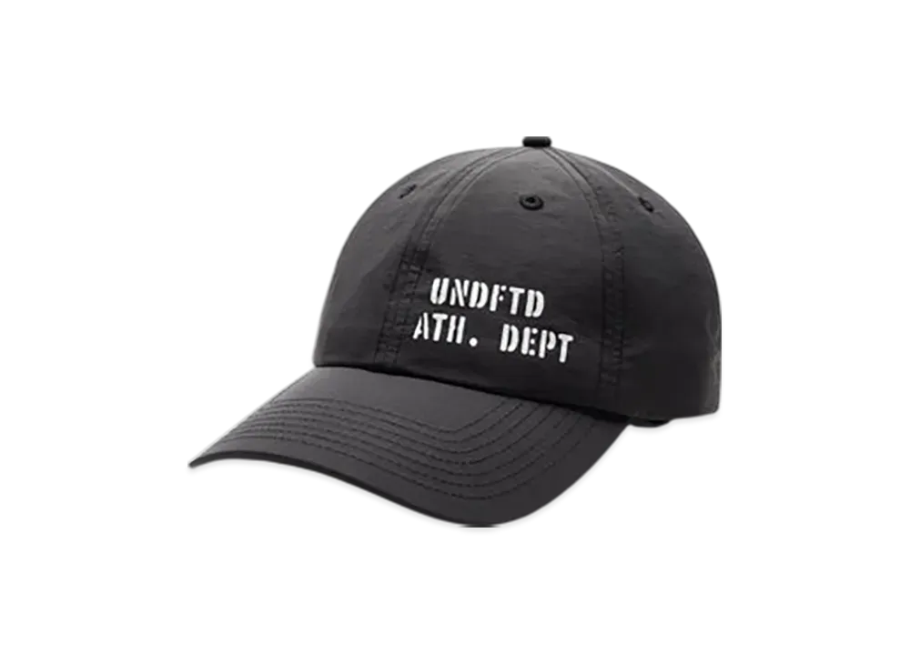 UNDEFEATED Stencil Strapback "Black"