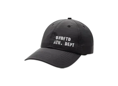 UNDEFEATED Stencil Strapback "Black"