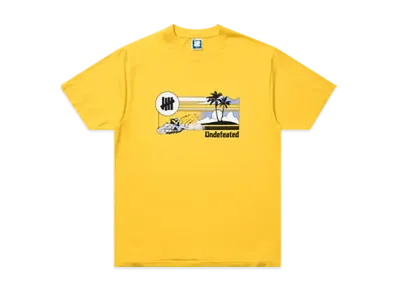 UNDEFEATED Souvenir S/S Tee "Gold"