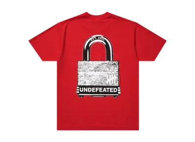 UNDEFEATED Lock S/S Tee "Red"