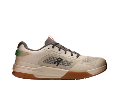 On Women's THE ROGER ADV Z5 "Cream/Almond"