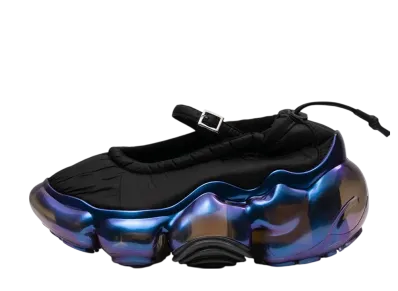 grounds Women's MOOPIE PUMPS "Black/Black Aurora"