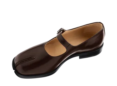 Maison Margiela Women's Tabi Mary-Janes "Brown"