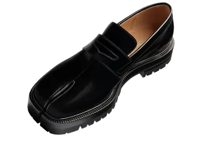 Maison Margiela Women's Tabi Loafers "Black"