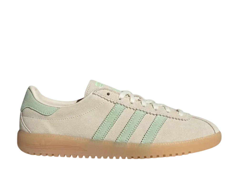 アディダスオリジナルス ウィメンズ バミューダ "クリームホワイト/セミグリーンスパーク/ガム"