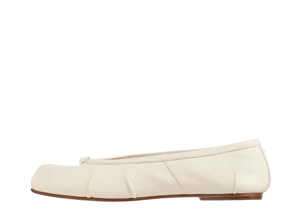 メゾンマルジェラ ウィメンズ タビ ニュー バレエシューズ "ホワイト"