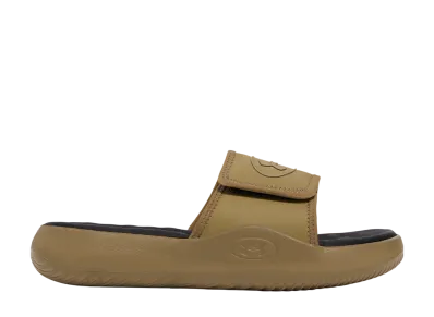 アンダーアーマー UAイグナイト8 スライド "バイユー/ギャラクシーブラック"