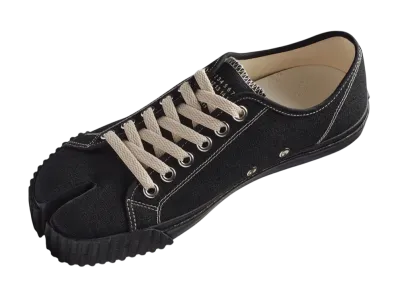 Maison Margiela Tabi Sneakers "Black"