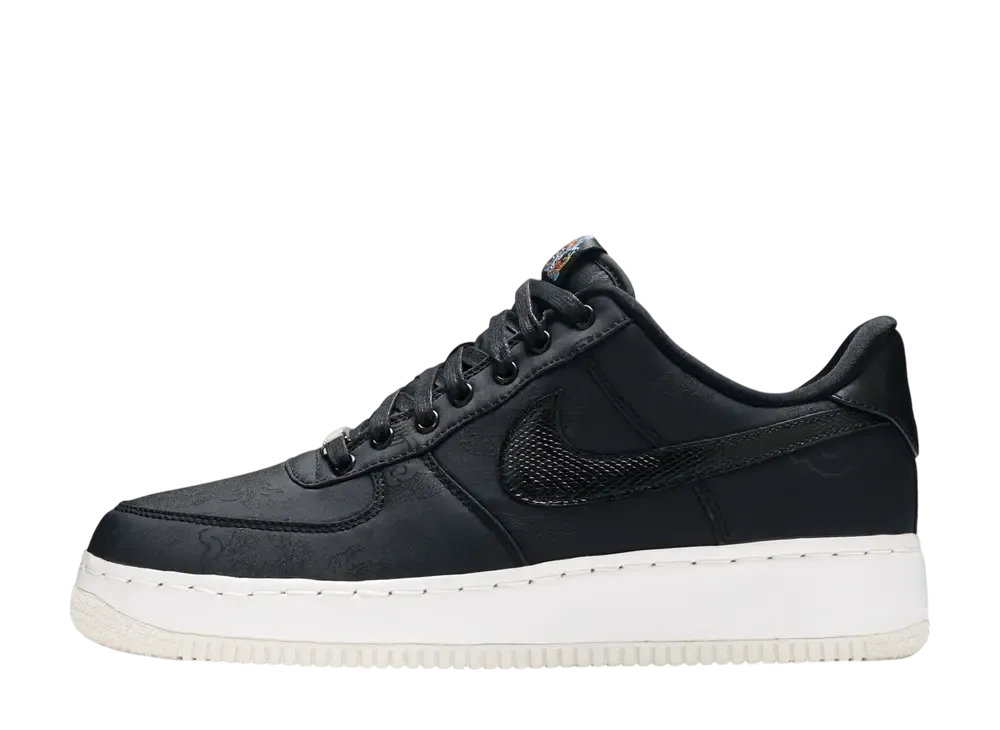 ナイキ エアフォース1 ロー "イヤーオブザドラゴン1"