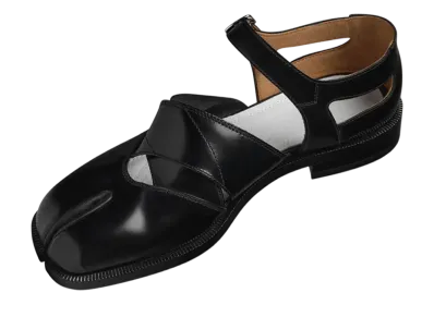 Maison Margiela Women's Tabi Leather Sandals "Black"