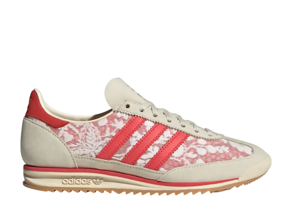 リバティロンドン × アディダスオリジナルス ウィメンズ SL72 OG "クラウドホワイト/クリームホワイト/ベタースカーレット"
