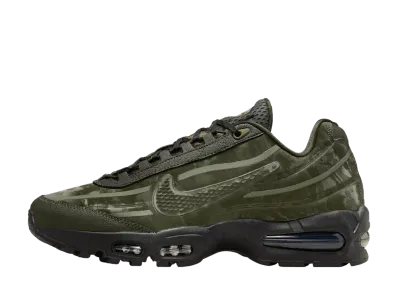 ワークスアウト × ナイキ エアマックス95 ビッグバブル "ユニフォーム/ミディアムオリーブ アンド セコイア"