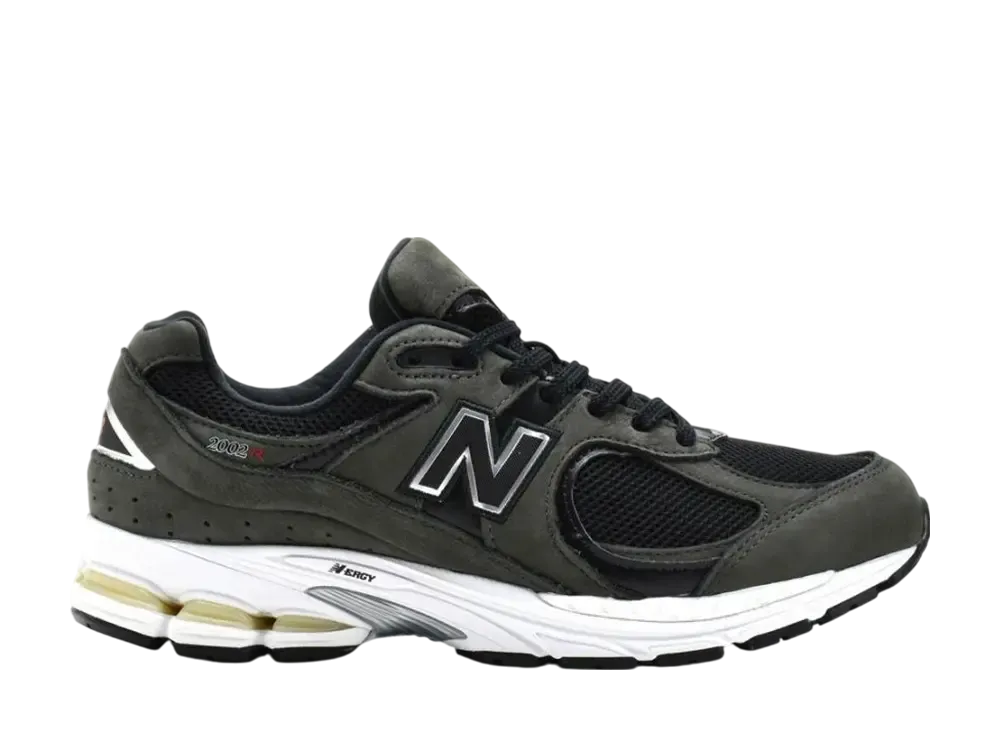 New Balance 2002R "Black/Gray"
