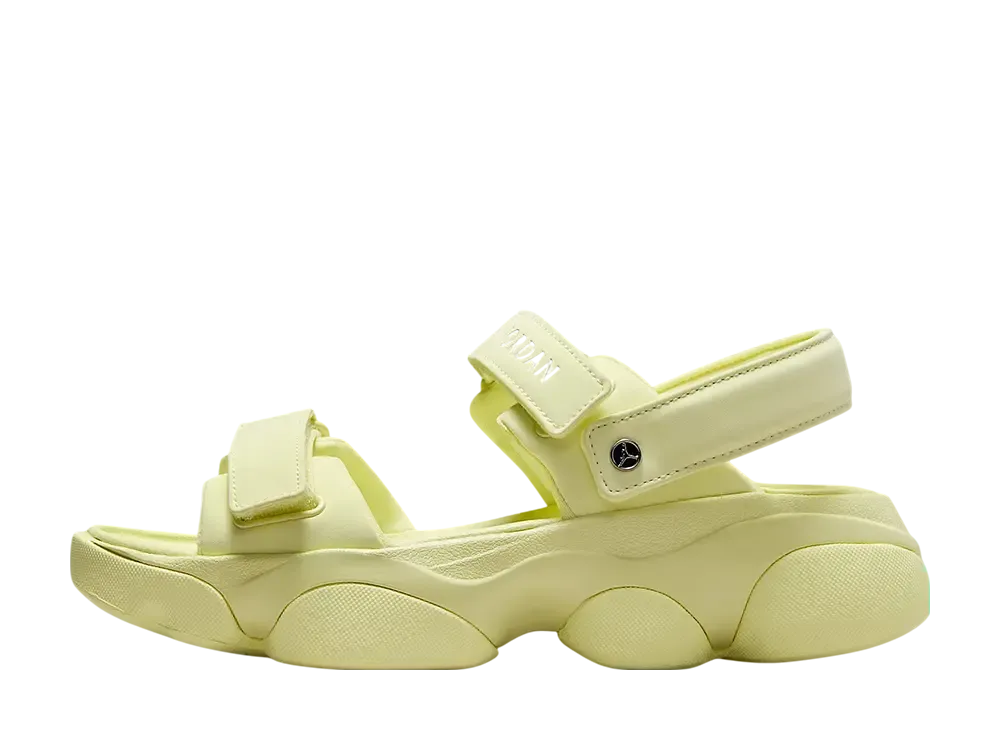 ★ Nike★ Jordan Deja W Luminous Green llic Silver FN50 Jordan Deja Sandal Seafoam Metallic Silver (Women's