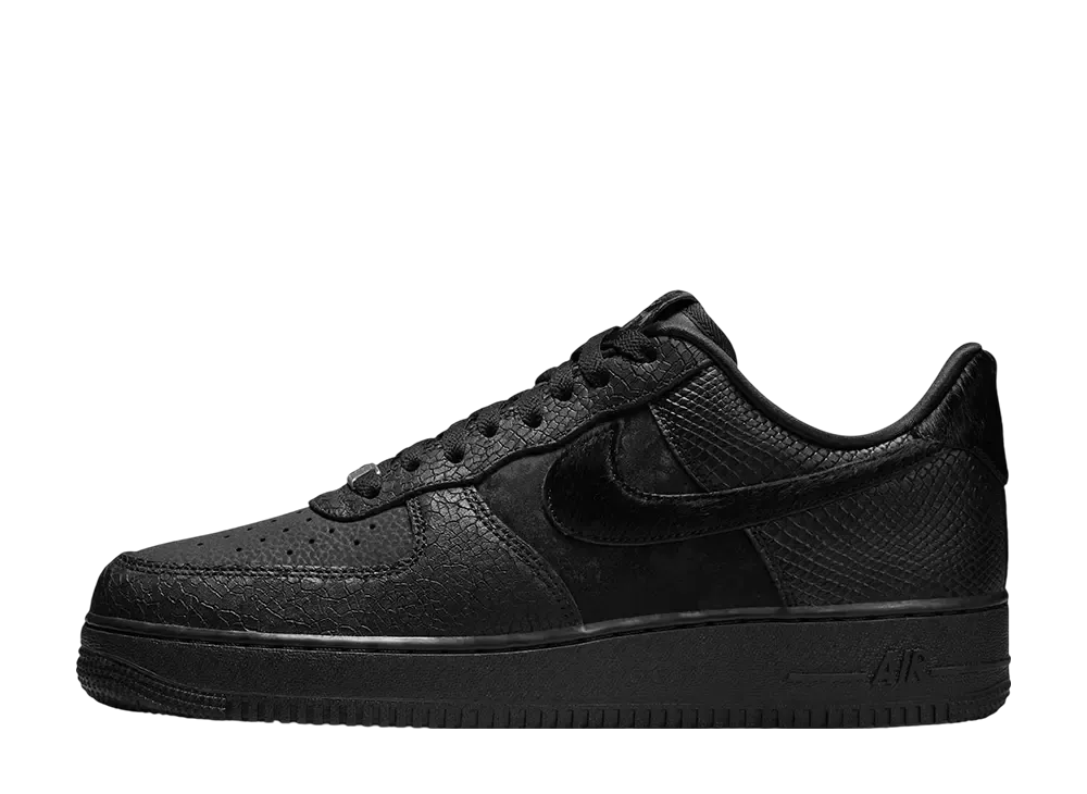 ナイキ エアフォース1 ロー "ブラックアニマル"