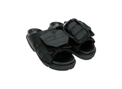 sacai Pocket Slides "Black"