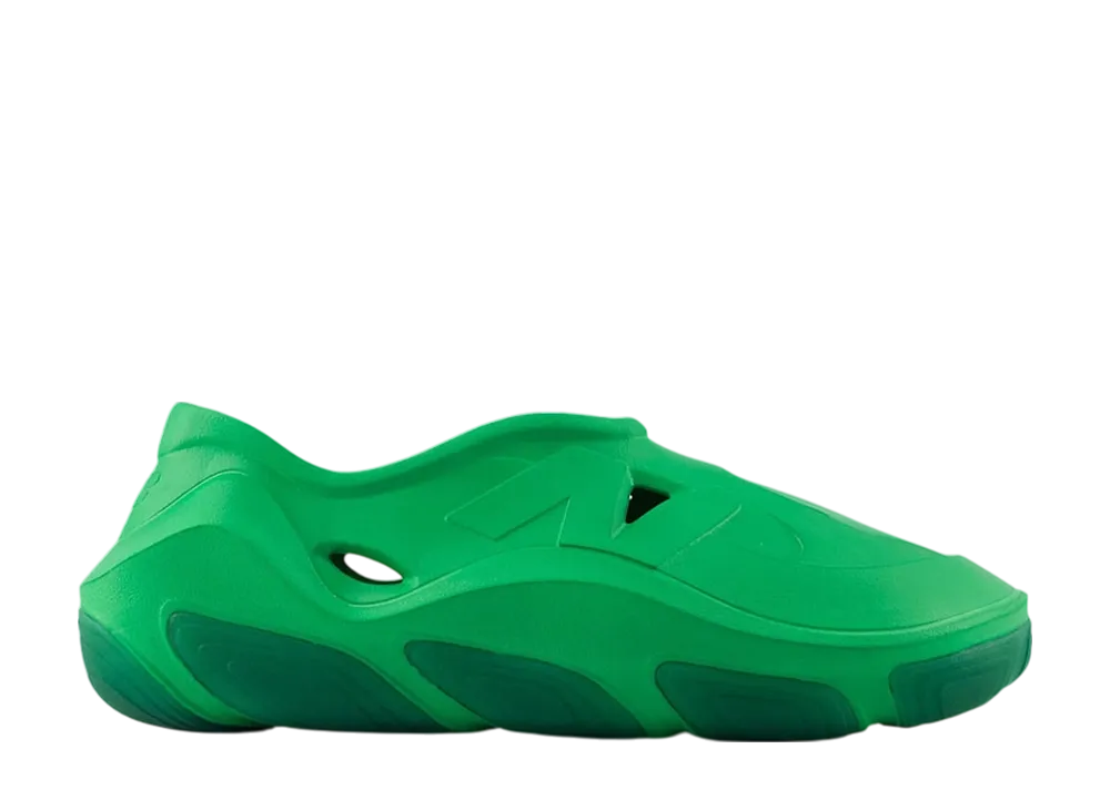 エブリナウ アンド ゼン × ニューバランス フレッシュフォーム リカバリースライド "グリーン"