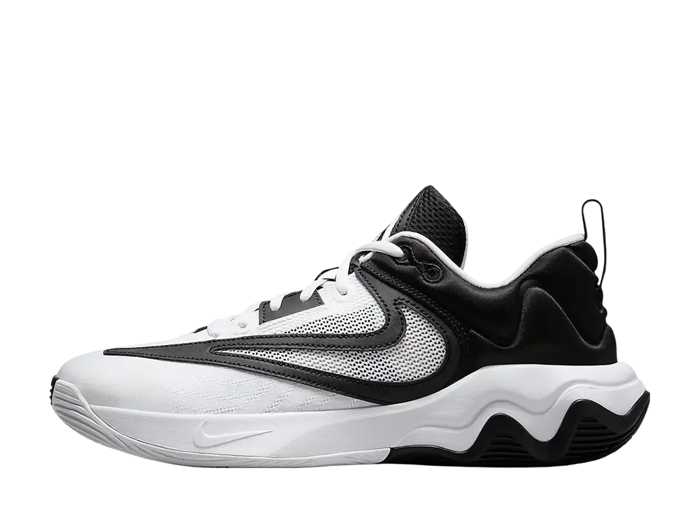 ナイキ ヤニス イモータリティ3 "ベッドタイムスナック"