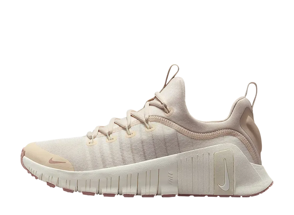 ナイキ ウィメンズ フリー メトコン6 "ソフトパール/パールホワイト/セイル/パーティクルピンク"