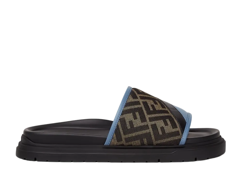 フェンディ ダイアゴナル サンダル "ブラウン"