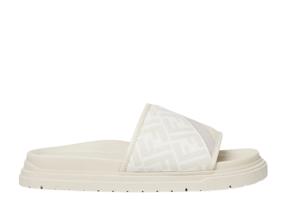 フェンディ ダイアゴナル サンダル "ホワイト"