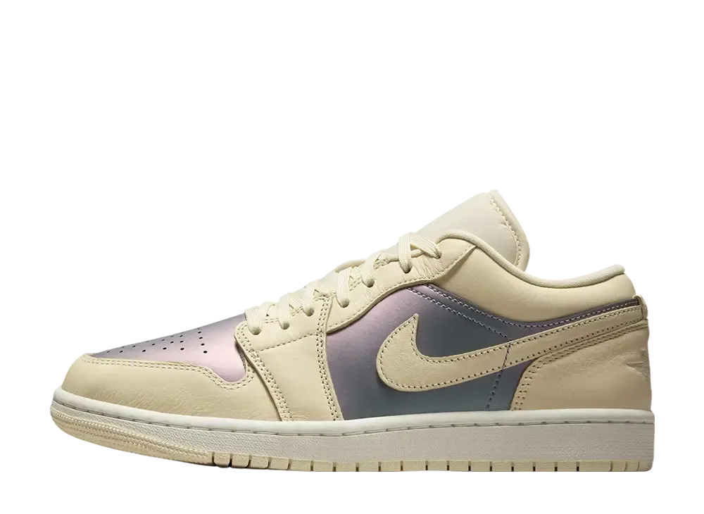 ナイキ ウィメンズ エアジョーダン1 ロー "ロイヤルティント"