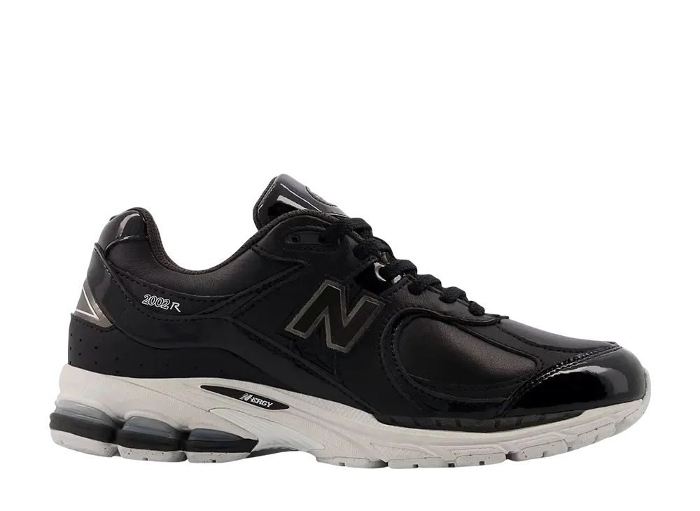 New Balance 2002 "Leather Pack/Balck"