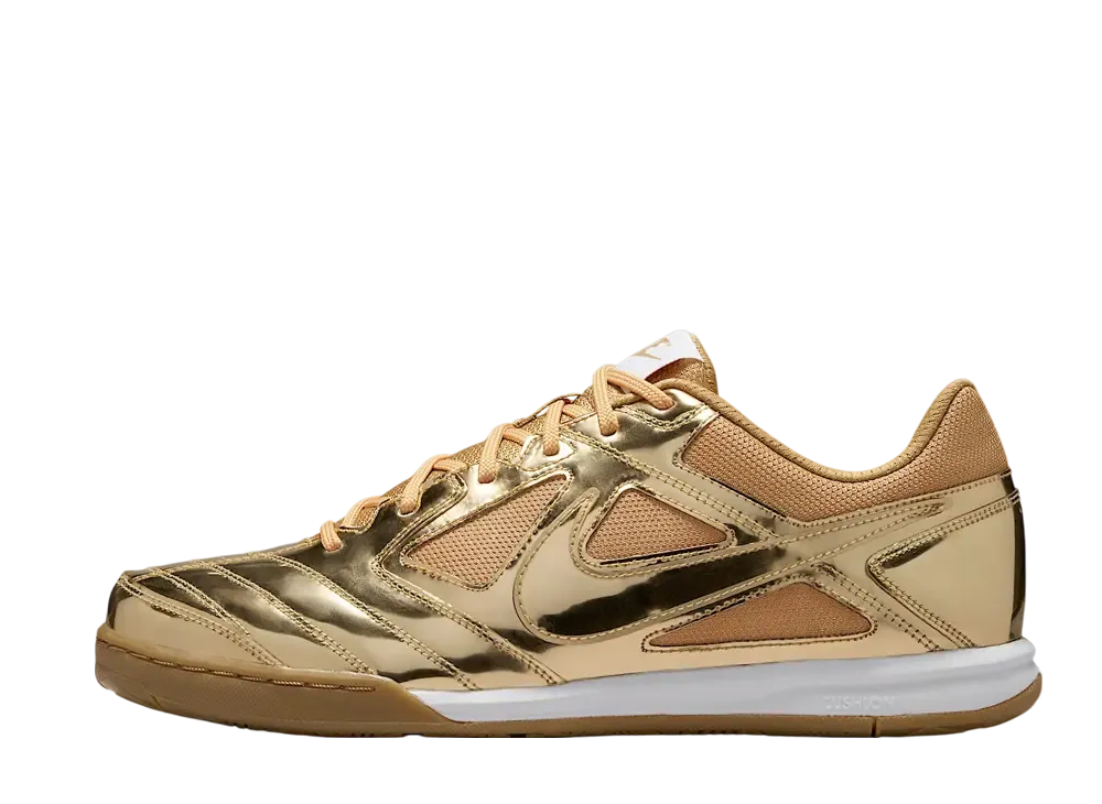 ナイキ ガト LV8 "リキッドゴールド"