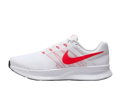 ナイキ ランスウィフト3 "ホワイト/ブラック/ブライトクリムゾン"