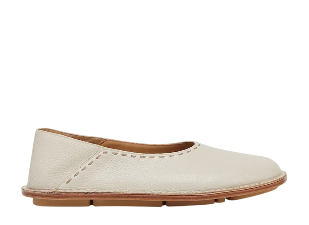 FENDI Flat Room Shoes "White"