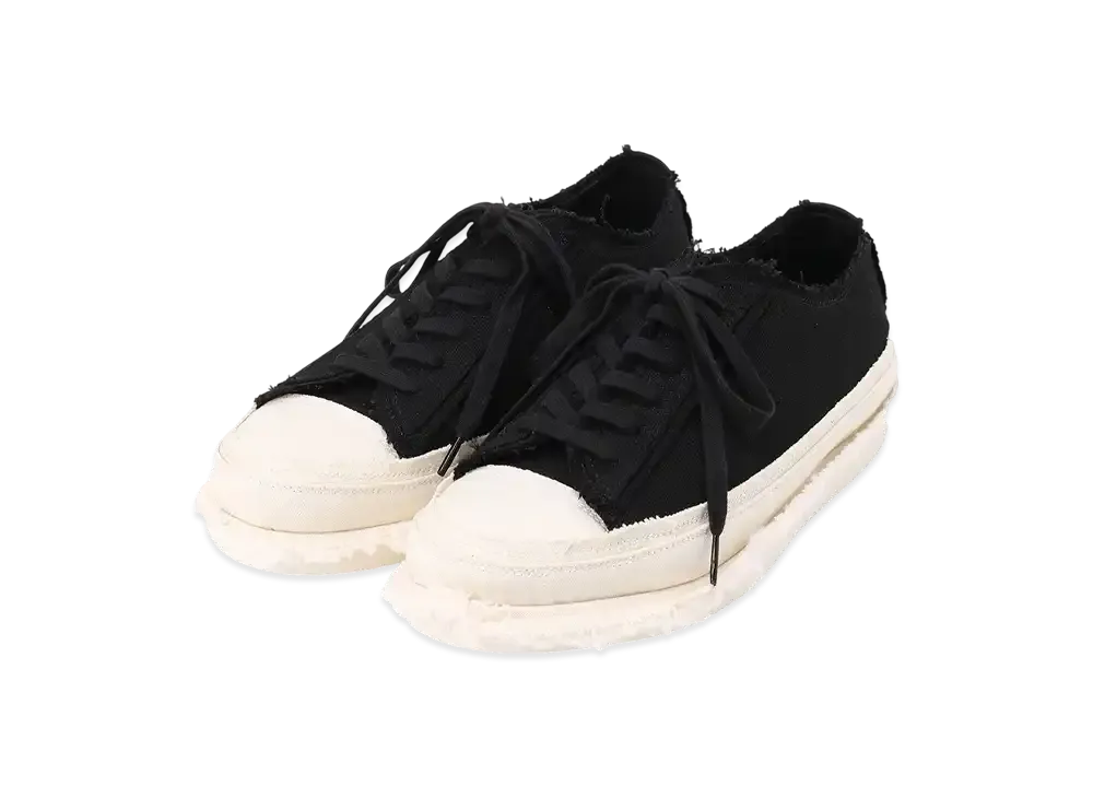 Yohji Yamamoto POUR HOMME 8/C Canvas B Low Top Lace Up Sneaker "Black/White"