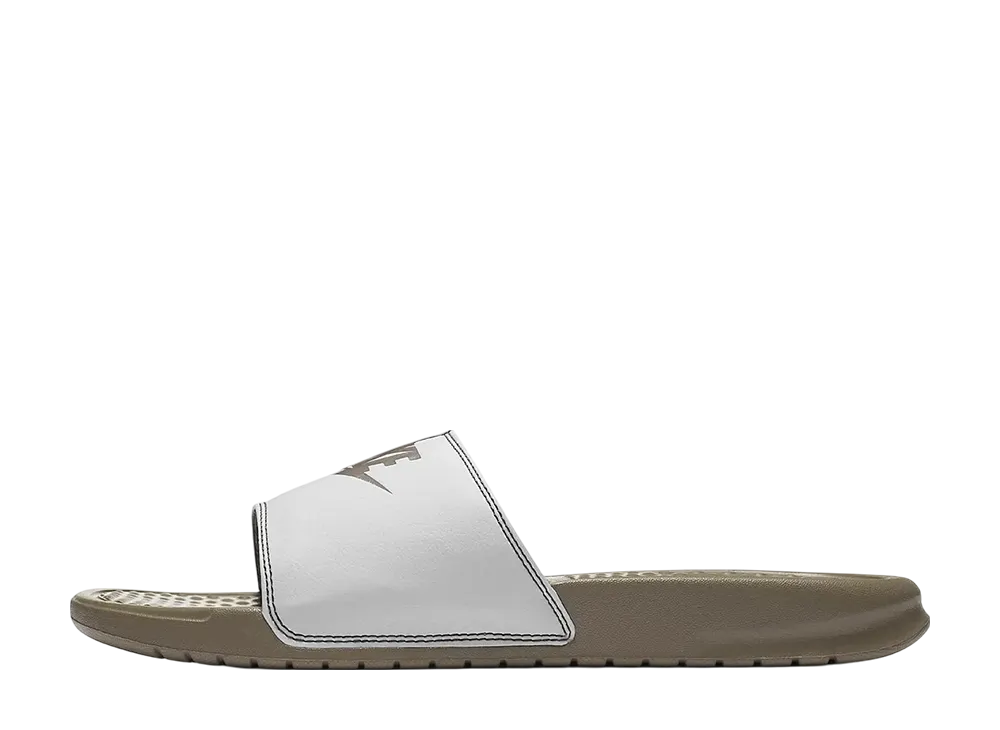 ナイキ ベナッシ JDI "ストーン/ホワイト"