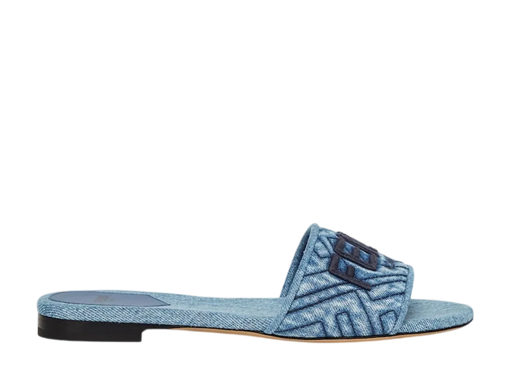 FENDI Women's Signature 