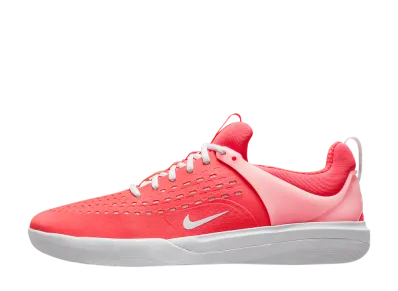 Nike SB Nyjah 3 "Hot Punch"