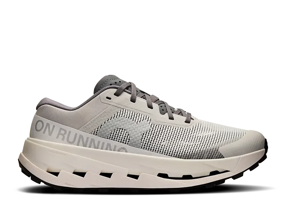 オン ウィメンズ クラウドウルトラ3 "ロック/ホワイト"