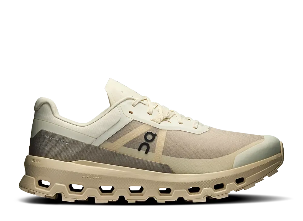 On Cloudvista 2 "Cream/Desert"