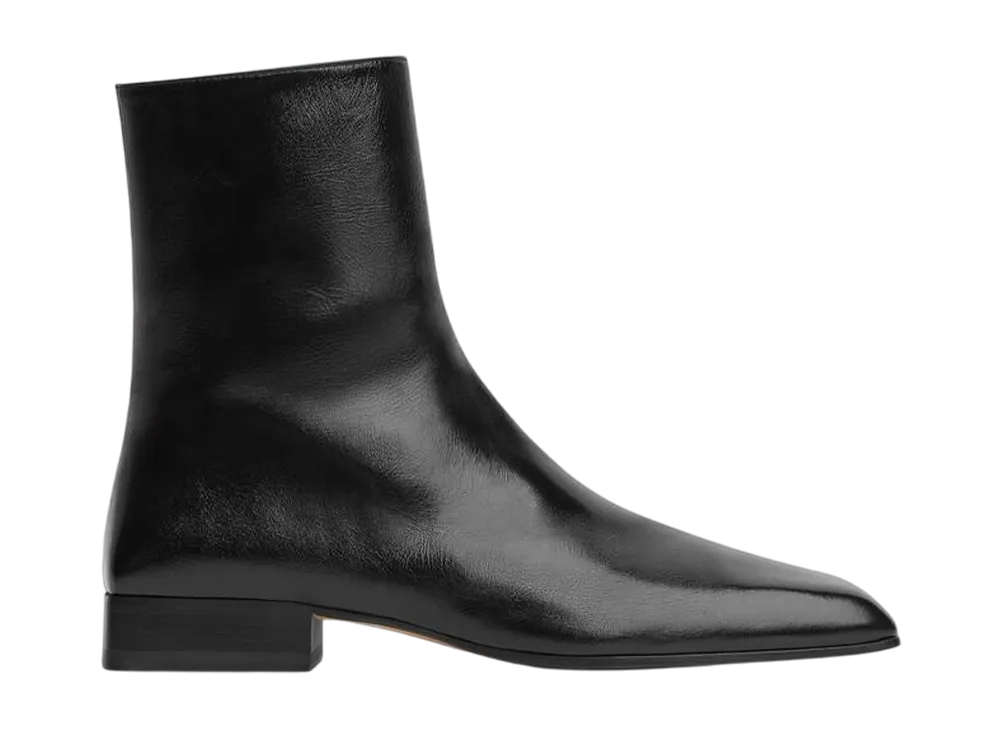 ボッテガヴェネタ ジム アンクルブーツ "ブラック"