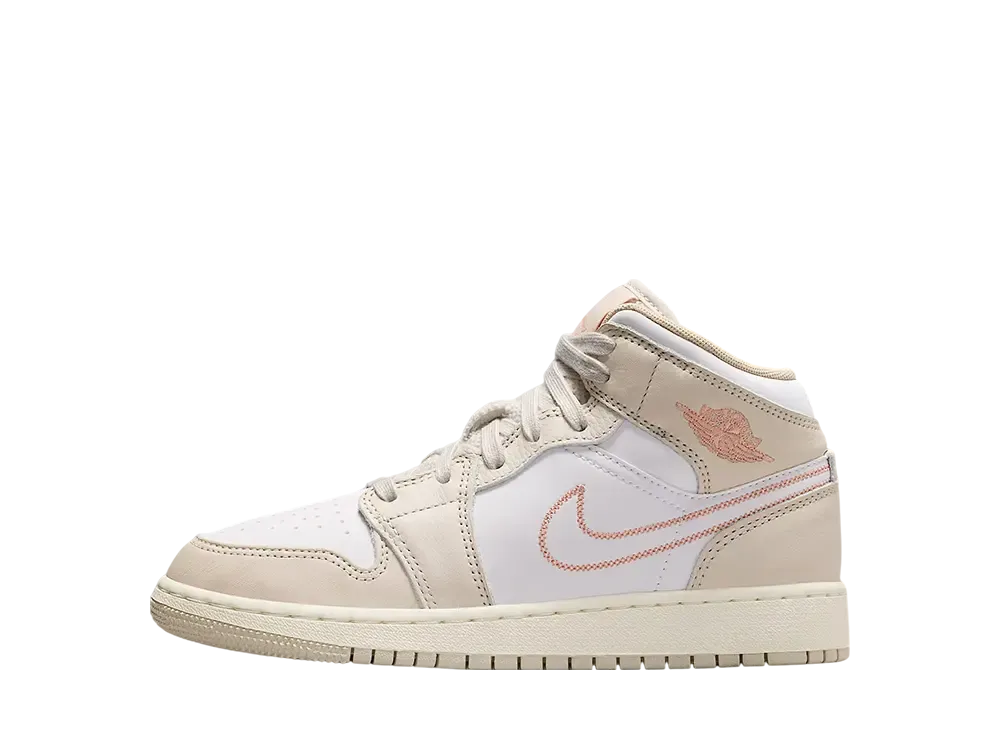 ナイキ GS エアジョーダン1 ミッド SE "サンドドリフト/ホワイト/ライトオールウッドブラウン/ライトマダールート" (キッズ)